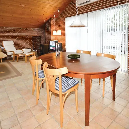 Σπίτι διακοπών Three-bedroom In